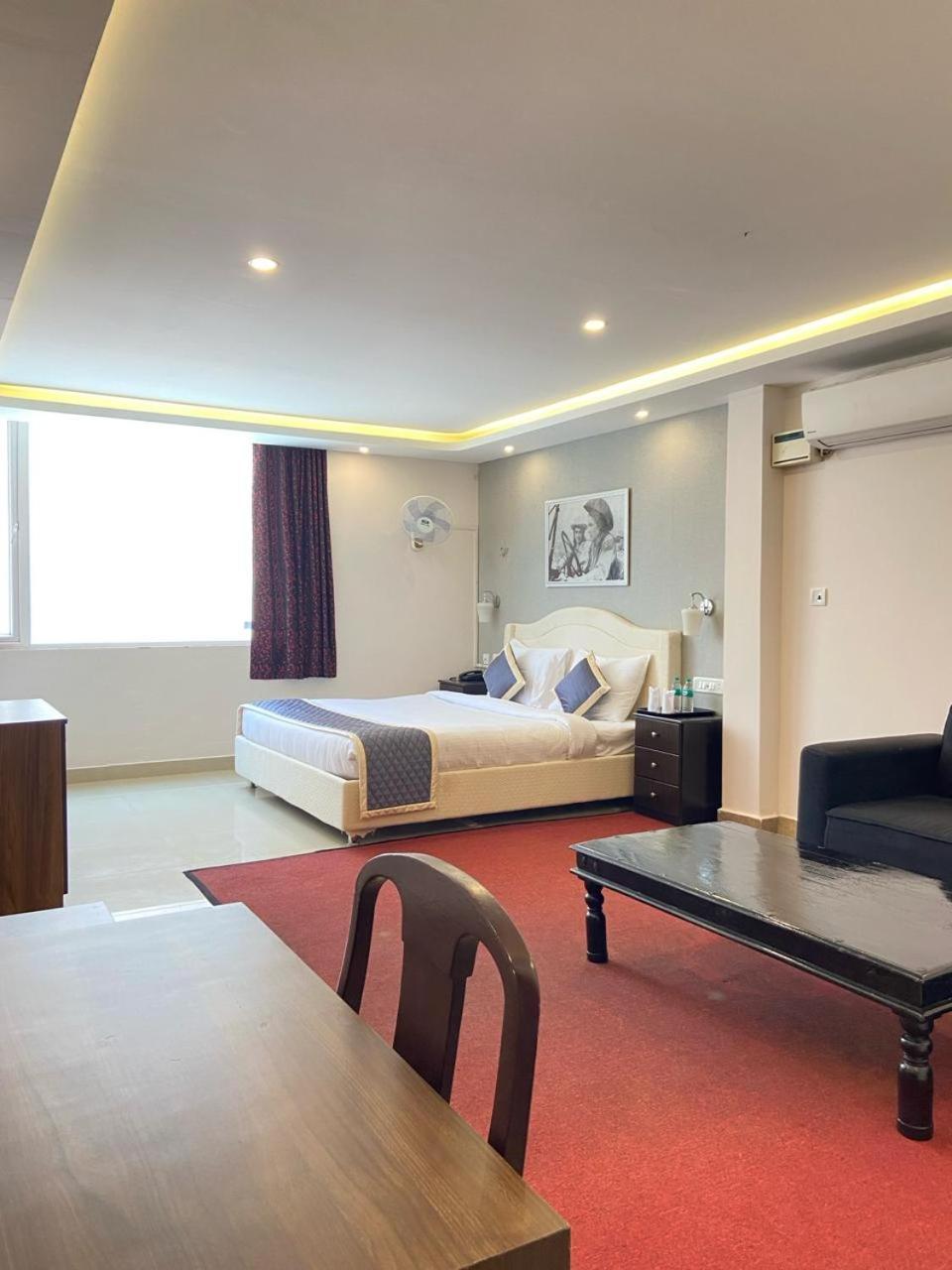 Montecarlo Hotel 马哈巴利普拉姆 外观 照片