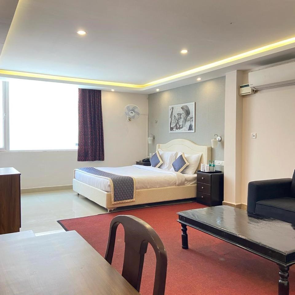 Montecarlo Hotel 马哈巴利普拉姆 外观 照片